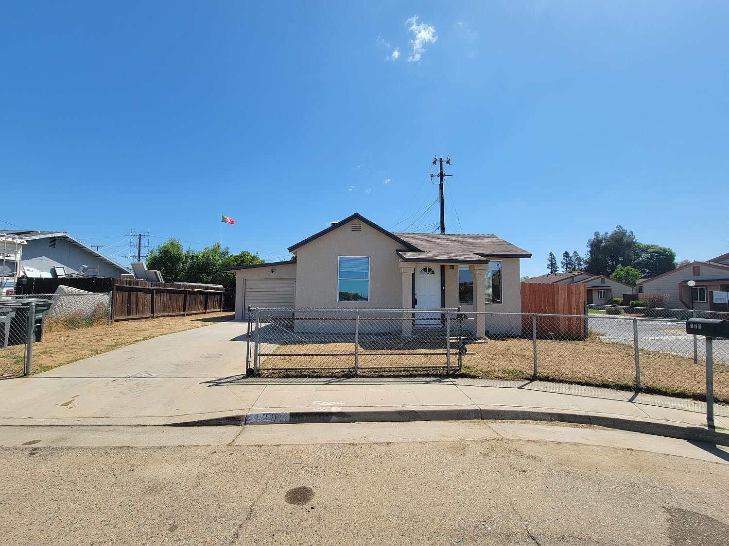 120 H St, Parlier, CA 93648 Zillow