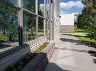 14420 88a St NW #3, Edmonton, AB T5E5Y3