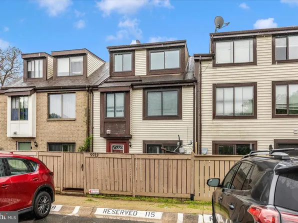 9913 Forest View Pl, Montgomery Village, MD 20886