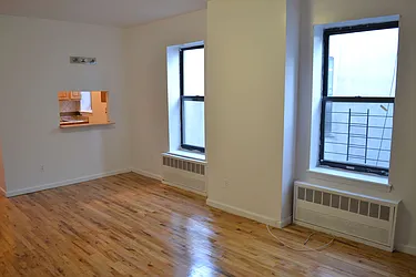 Sold by Urbanite Realty Inc