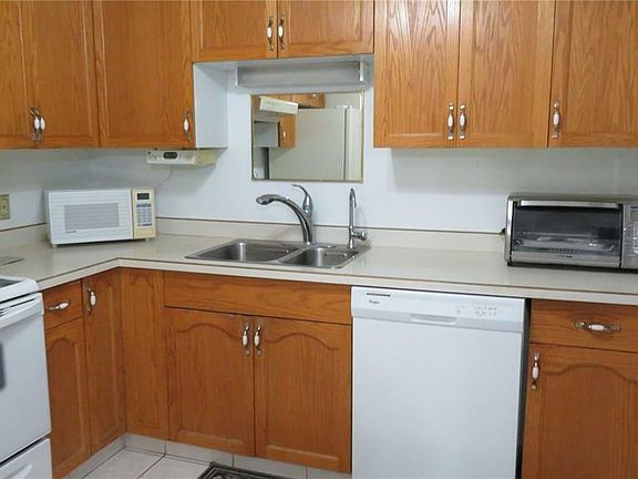 5th image of 1130 N Radway St #204