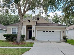 8032 Terrace Ridge Dr, Temple Terrace, FL 33637