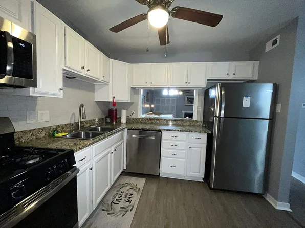 10168 Iron Mill Rd, North Chesterfield, VA 23235