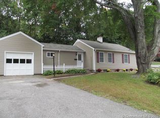 231 Gaylord Dr, Waterbury, CT 06708