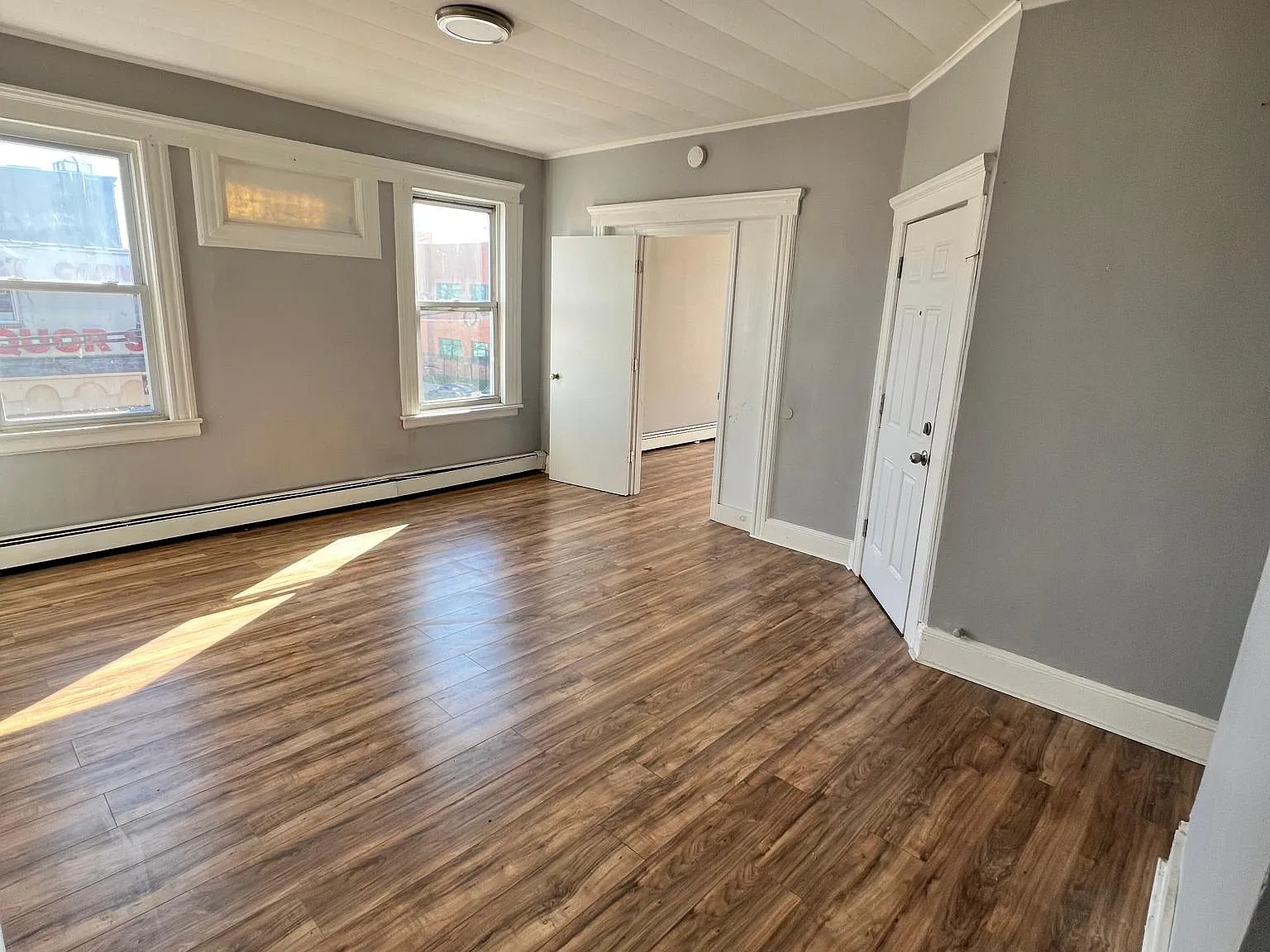 489 Market St — Photo 2
