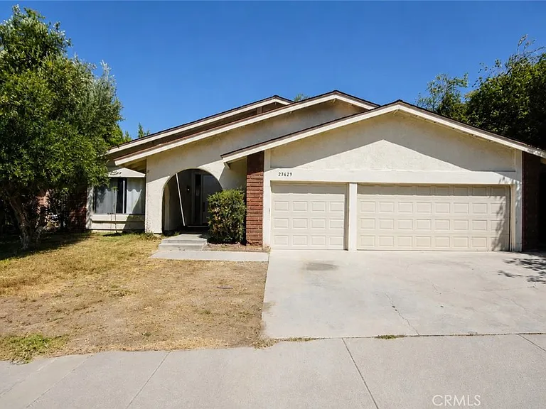 23629 Jubilee Ln — Photo 1