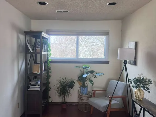 (undisclosed Address), Champaign, IL 61822