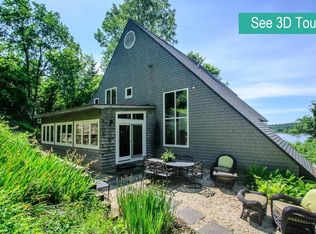 490 Barton Shore Dr, Ann Arbor, MI 48105