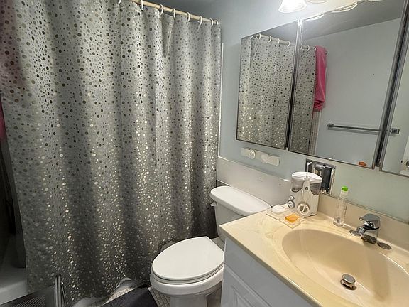 3rd image of 2102 Lake Osborne Drive #20