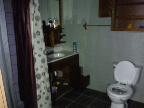 4th image of N Huron Shady Lnprivate
