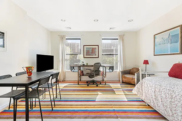 Sold by Compass | media 19