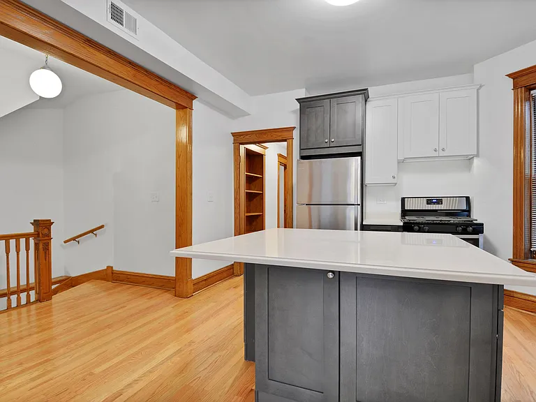 1826 W Patterson Ave #1 — Photo 4