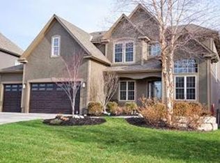 22814 W 44th St, Shawnee, KS 66226
