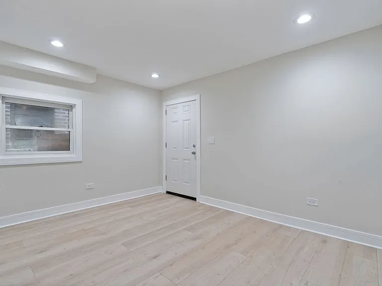 1624 N Bell Ave #G — Photo 16