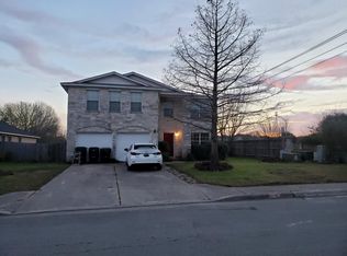 100 Fall Creek Dr, Kyle, TX 78640