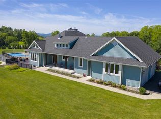 240 Casey Rd, Schaghticoke, NY 12154