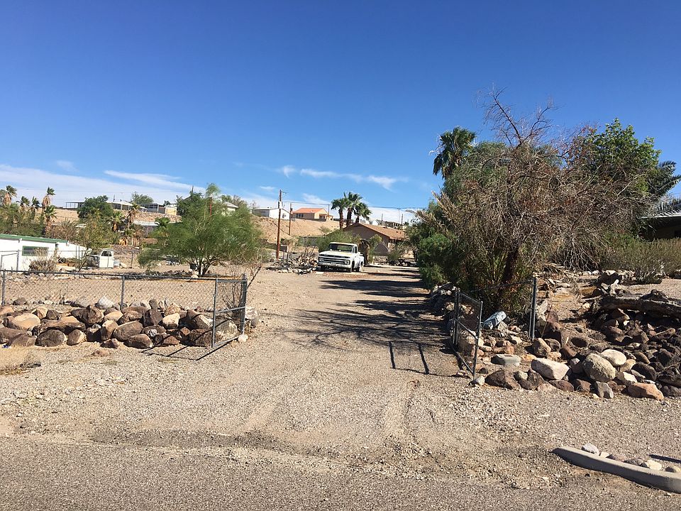 1st image of 1404 Luna Ln
