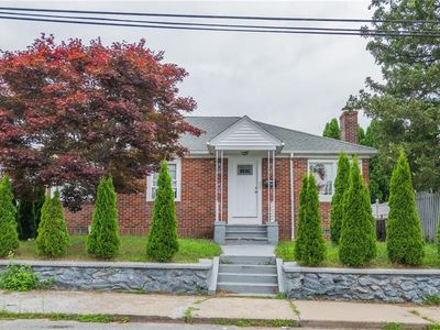 95 Elwyn St, Cranston, RI, 02920
