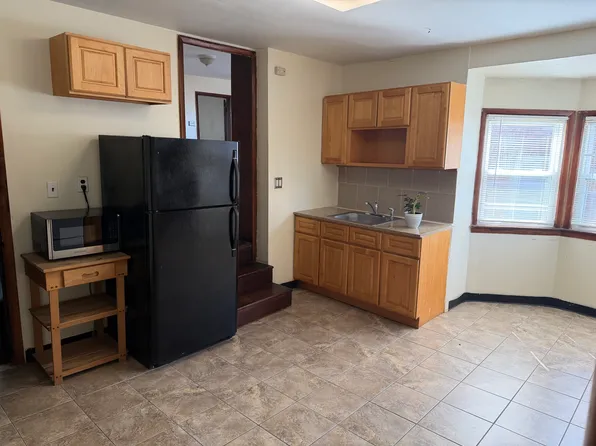 55 Halsey St APT 2, Newark, NJ 07102