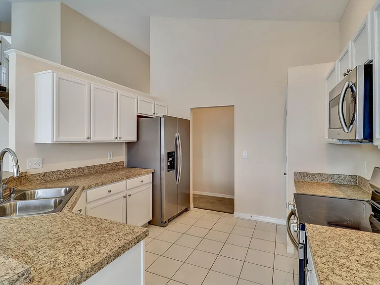 439 Riggs Cir — Photo 14