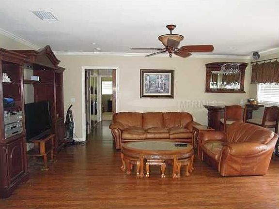 4th image of 4981 25th Ave N