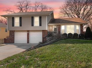 1038 Essex St, Liberty, MO 64068