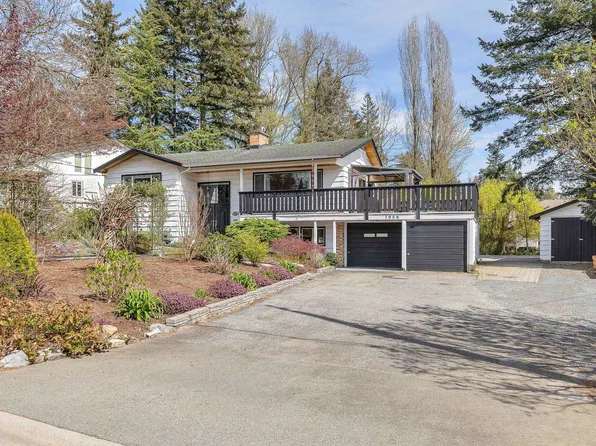 7958 Taulbut St, Mission, BC V2V 3W7