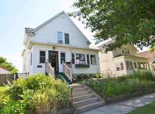 715 40th St, Kenosha, WI 53140