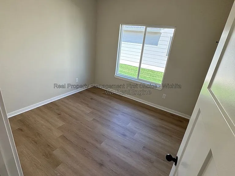 12465 W Blanford St — Photo 27