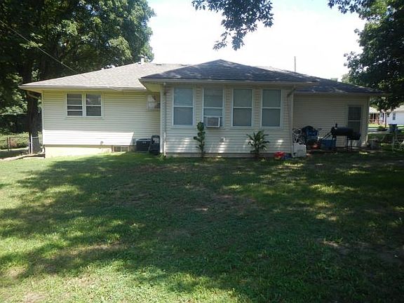 2nd image of 5617 Osage Ave