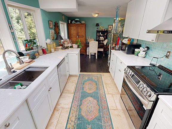 5th image of 96473 Alder Ridge Rd