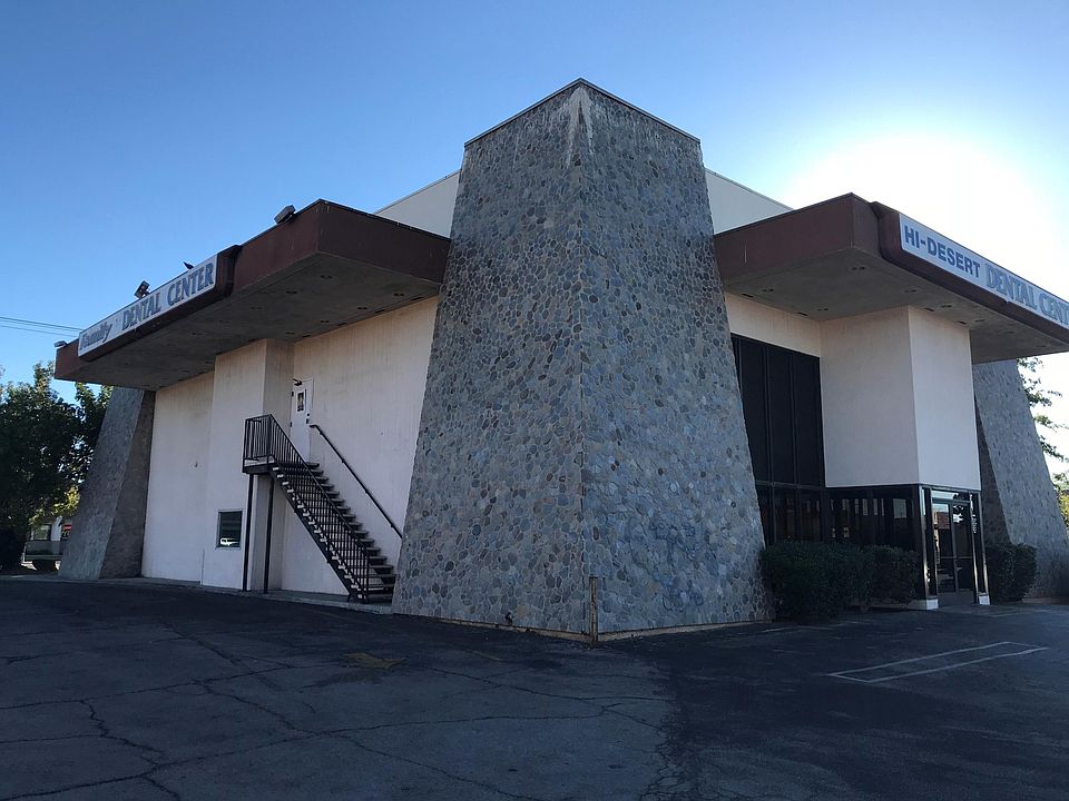 2nd image of 2205 E Palmdale Blvd