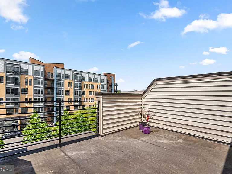820 Thompson Cres #26 — Photo 36