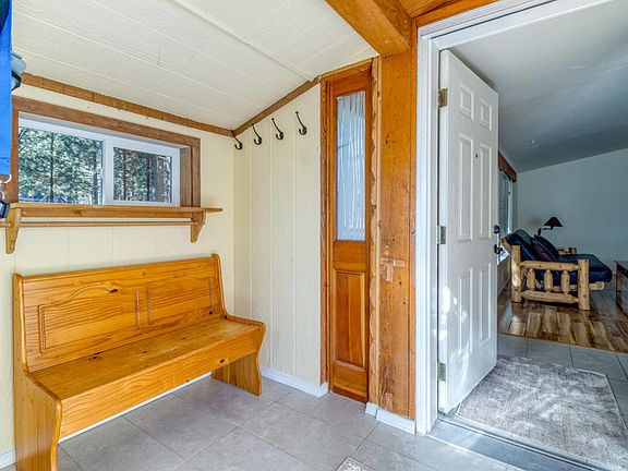 4th image of 14634 Bluegrass Loop