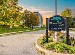 81 Scott St #809, Saint Catharines, ON L2N 7L5