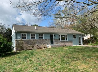 8005 Sharp Rd, Powell, TN 37849