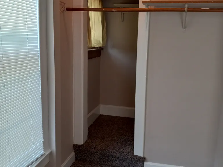 1627 W Short Ave — Photo 11