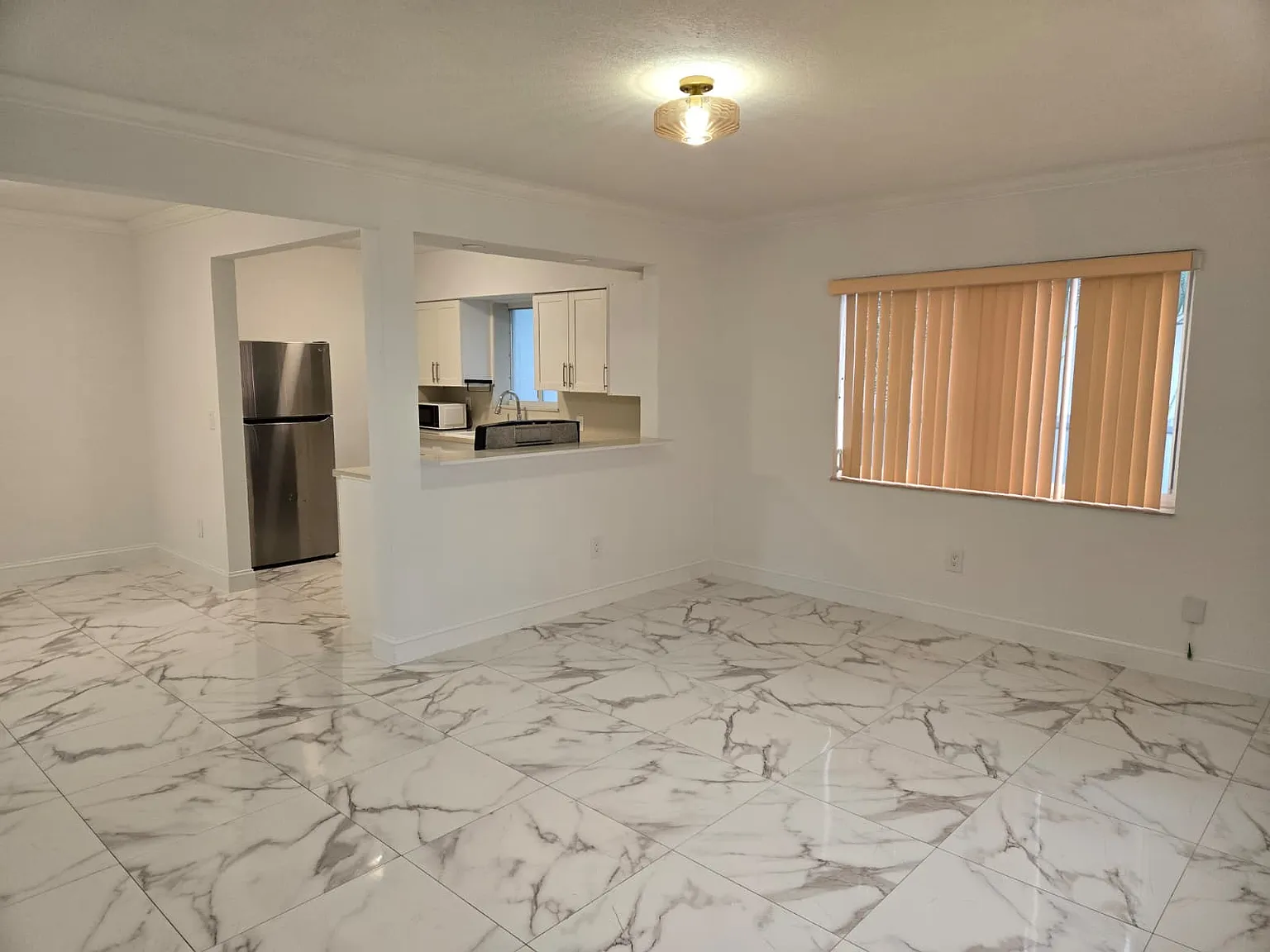 2 bed, 950 sqft, $2,350 — Photo 3