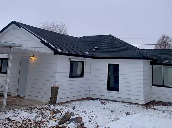 204 E 2nd St, Lind, WA 99341