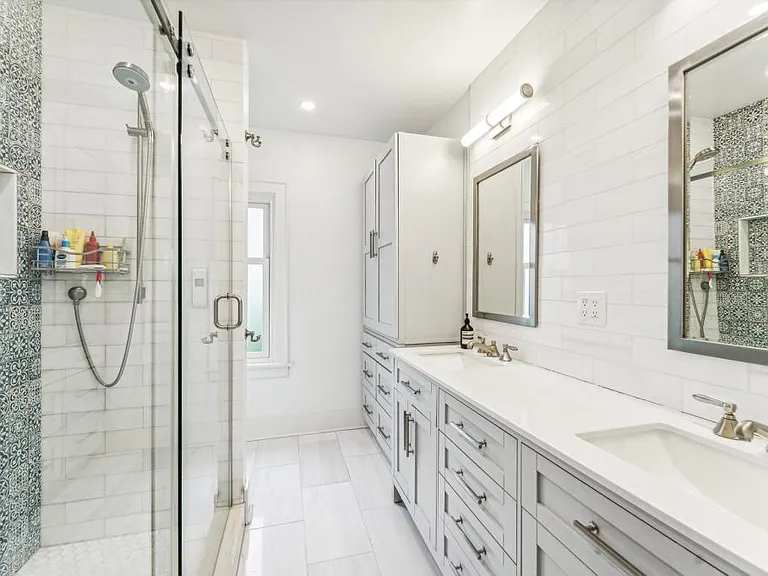 Primary Ensuite Bath