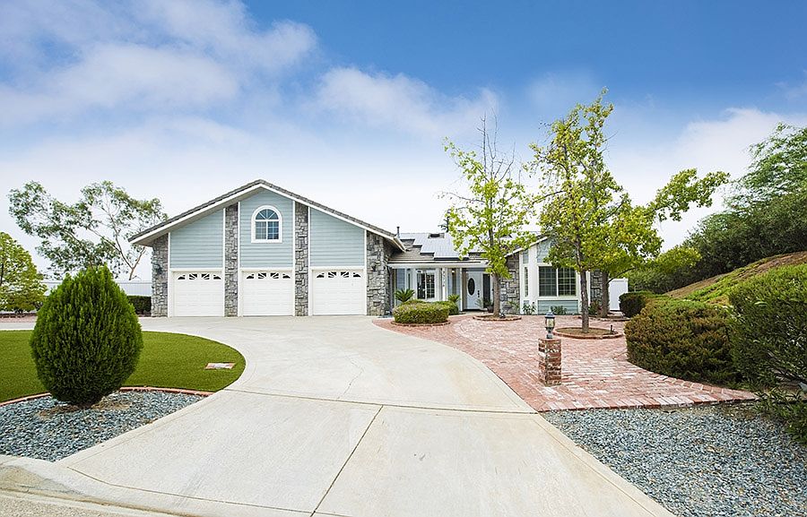 1st image of 23728 Calistoga Pl