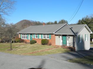 689 Nicks Creek Rd, Atkins, VA 24311