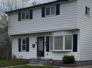 142 E Dallas Ave, Madison Heights, MI 48071