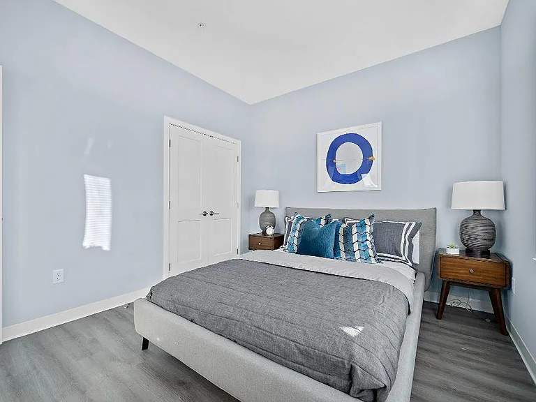 1055 Main Street Apartments — Photo 14