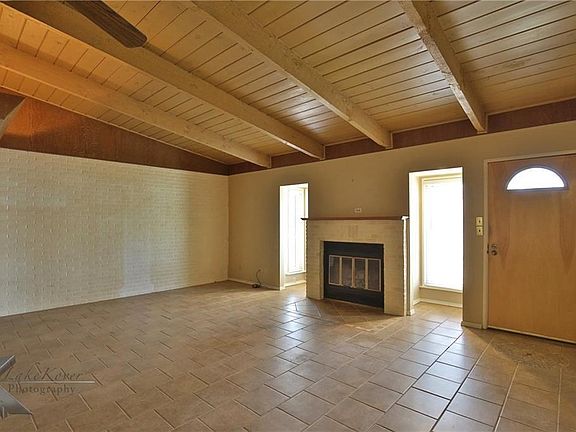 5th image of 350 Westridge Dr