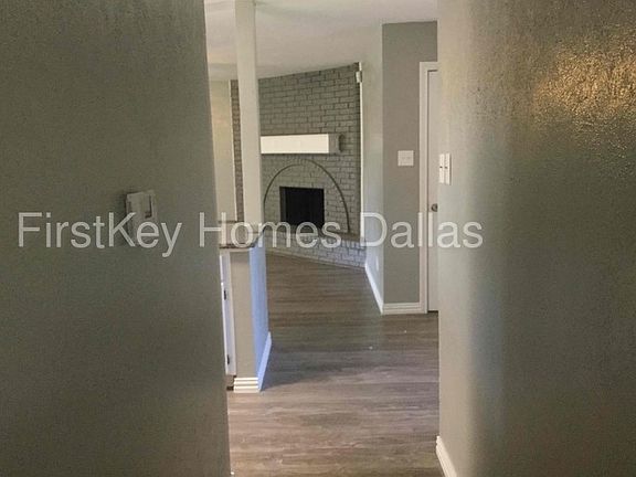 2nd image of 328 Long Canyon Dr