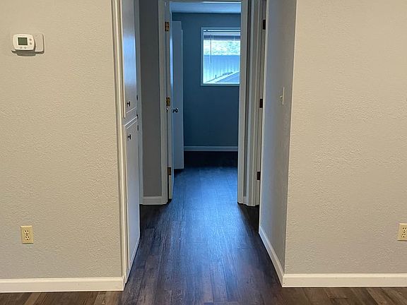 4th image of 301 Crater Lake Ave Ste D