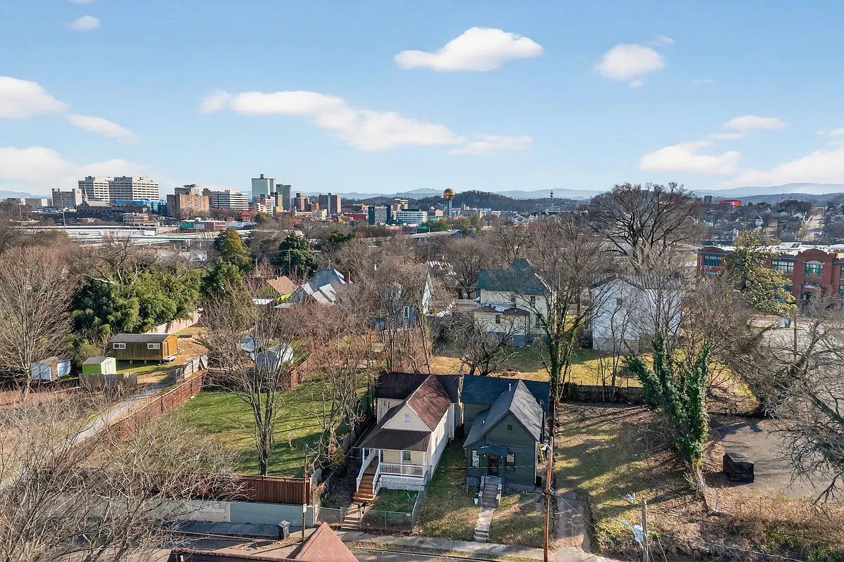 Building Photo - 400 Cansler Ave
