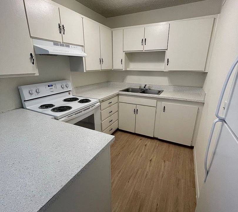 1st image of 4710 SW 57th Ave #50