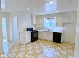 1136 W 35th St, Los Angeles, CA 90007
